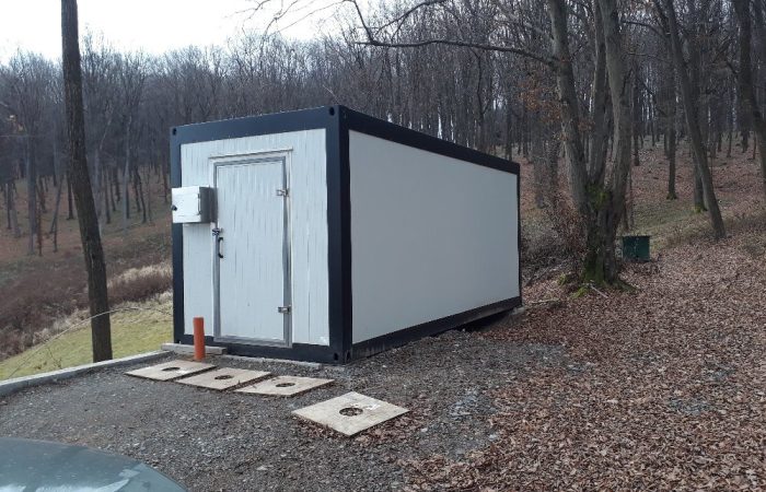 chladirensky-kontejner-do-mysliveckeho-reviru-2