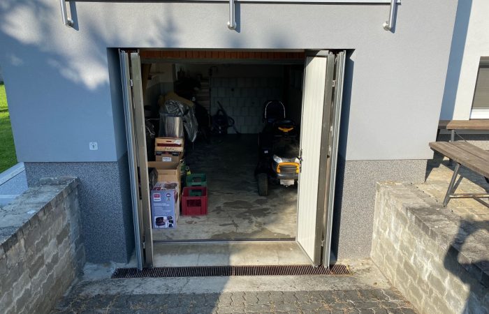 garazova-vrata-skladaci-izolovana-vodotesna-1